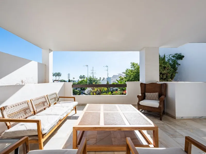 Spacious Sea-View Apartment for Sale in Las Jacarandas, Bel Air – Ideal for Permanent Living