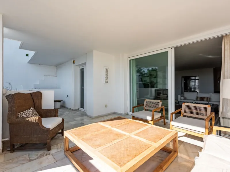 Spacious Sea-View Apartment for Sale in Las Jacarandas, Bel Air – Ideal for Permanent Living