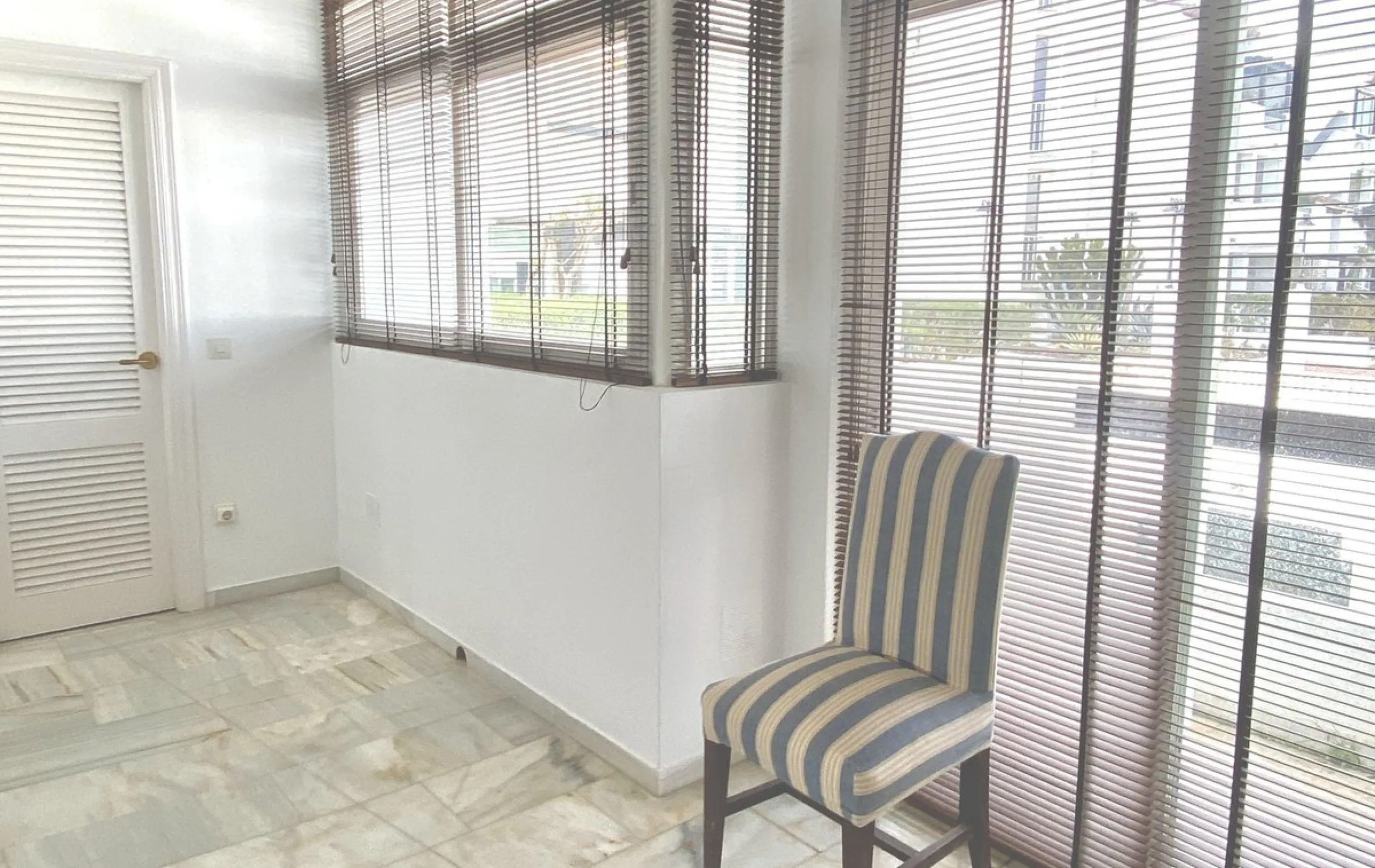 Spacious Sea-View Apartment for Sale in Las Jacarandas, Bel Air – Ideal for Permanent Living