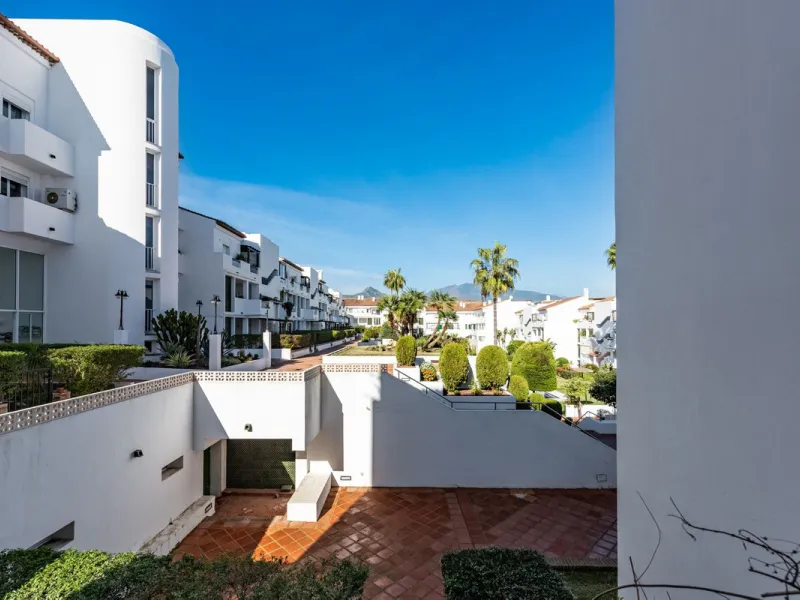 Spacious Sea-View Apartment for Sale in Las Jacarandas, Bel Air – Ideal for Permanent Living