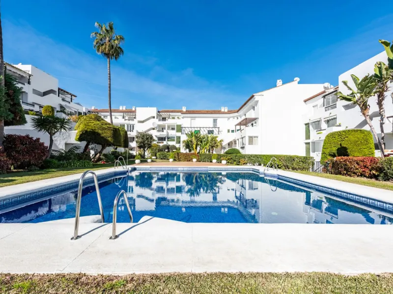 Spacious Sea-View Apartment for Sale in Las Jacarandas, Bel Air – Ideal for Permanent Living