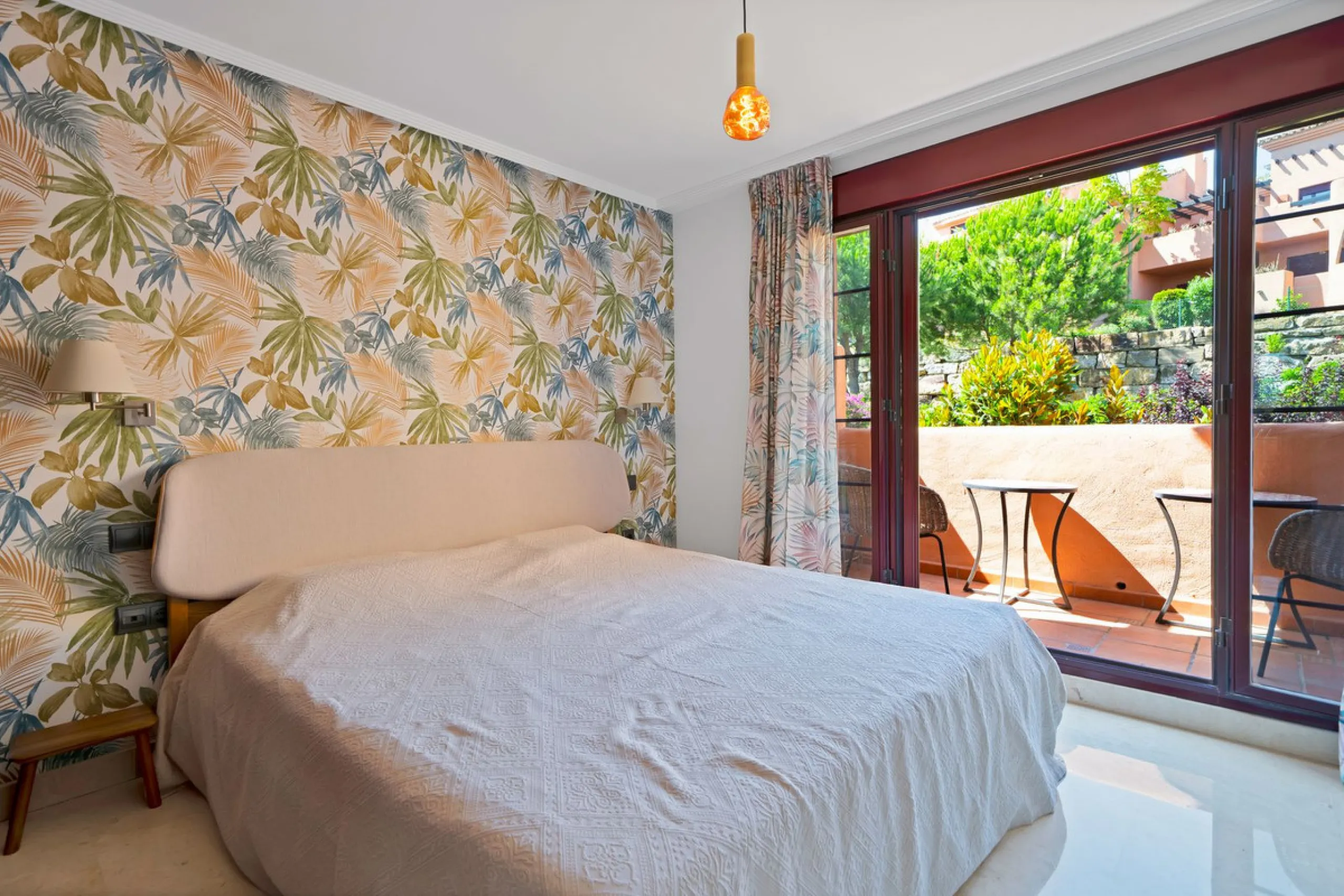 Apartment - Penthouse Duplex в продаже в Marbella, Málaga. В доме 3 спален и 2 ванных комнат. Площадь дома 169 м²
