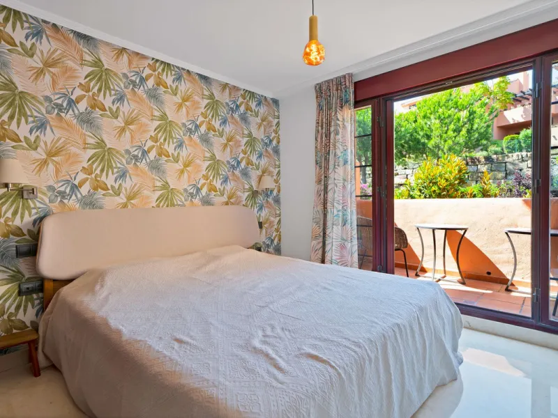 Apartment - Penthouse Duplex в продаже в Marbella, Málaga. В доме 3 спален и 2 ванных комнат. Площадь дома 169 м²