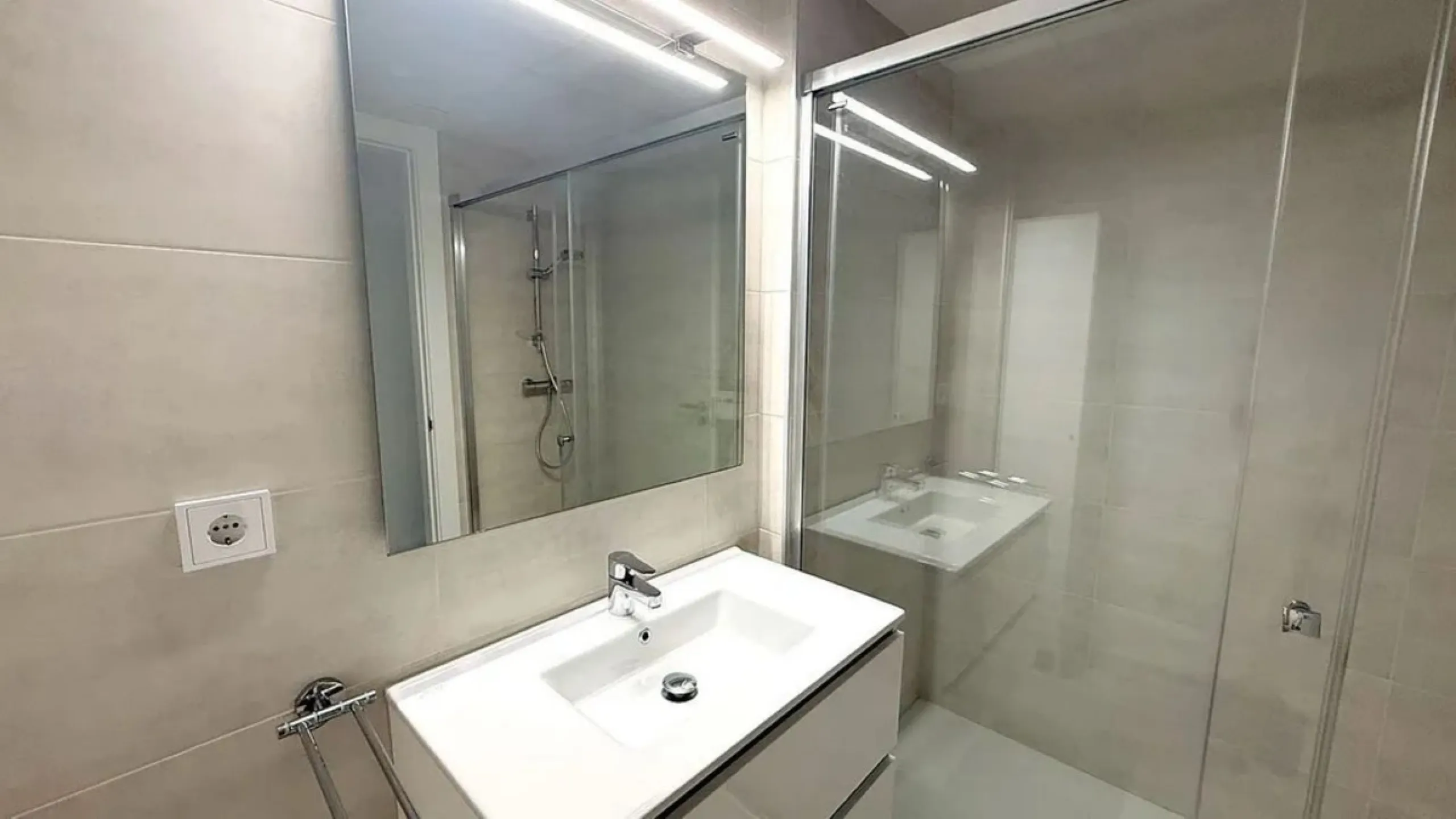 Exceptional Apartment in Vanian Gardens – The Best Location in the Entire Complex