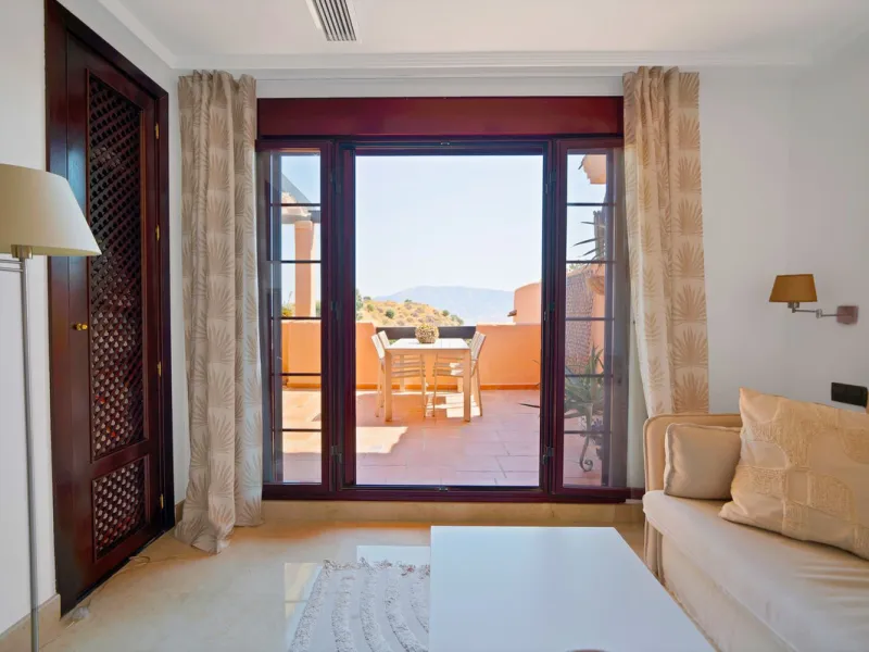 Apartment - Penthouse Duplex в продаже в Marbella, Málaga. В доме 3 спален и 2 ванных комнат. Площадь дома 169 м²