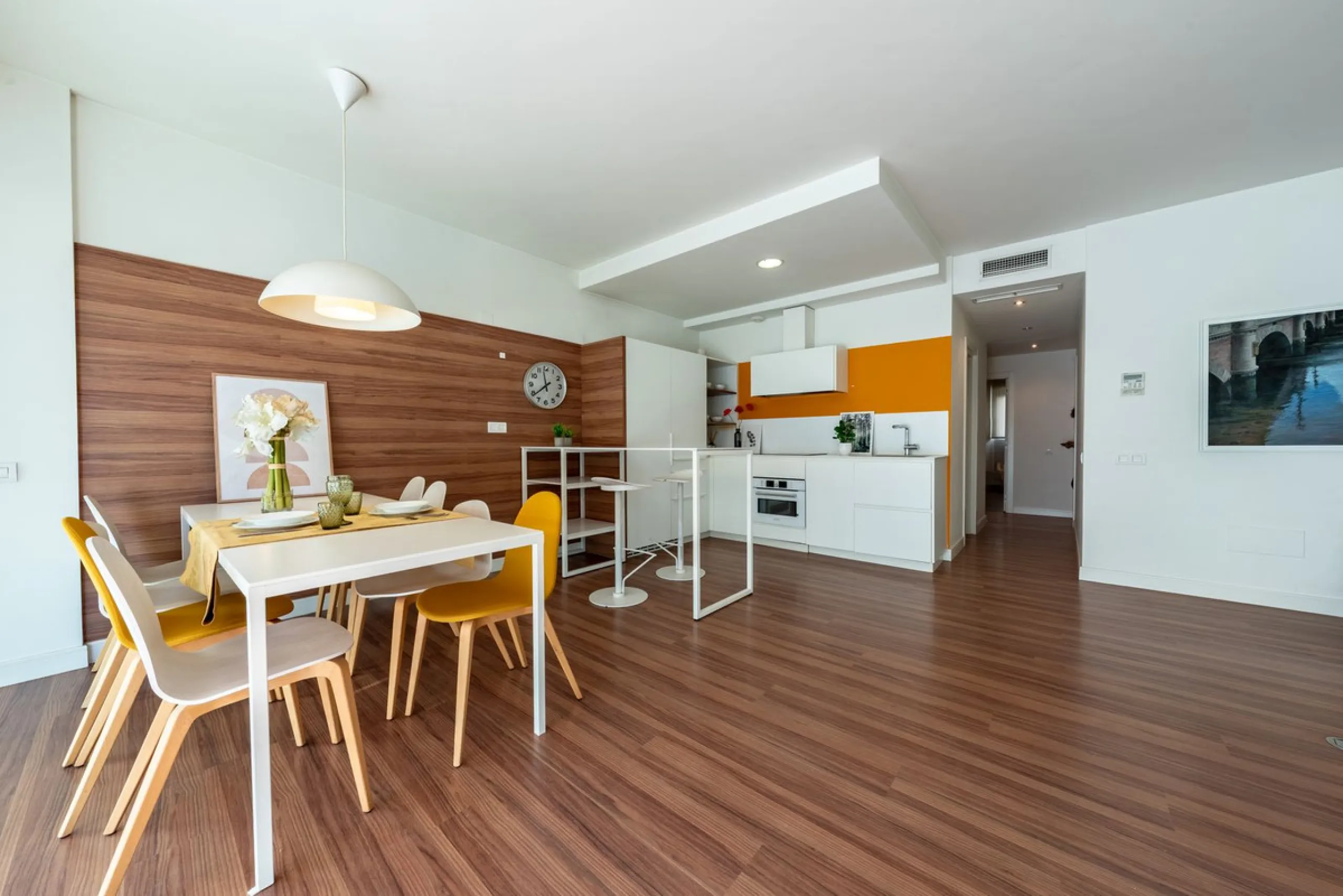 Apartment - Middle Floor Apartment в продаже в Marbella, Málaga. В доме 2 спален и 2 ванных комнат. Площадь дома 122 м²