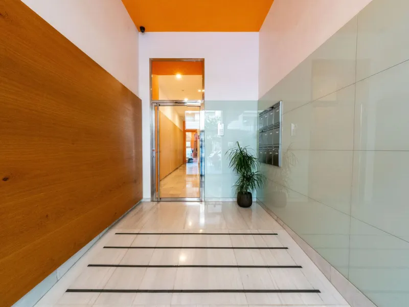 Apartment - Middle Floor Apartment в продаже в Marbella, Málaga. В доме 2 спален и 2 ванных комнат. Площадь дома 122 м²