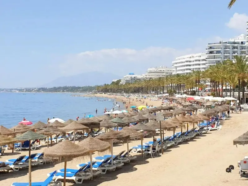 Apartment - Middle Floor Apartment в продаже в Marbella, Málaga. В доме 2 спален и 2 ванных комнат. Площадь дома 122 м²