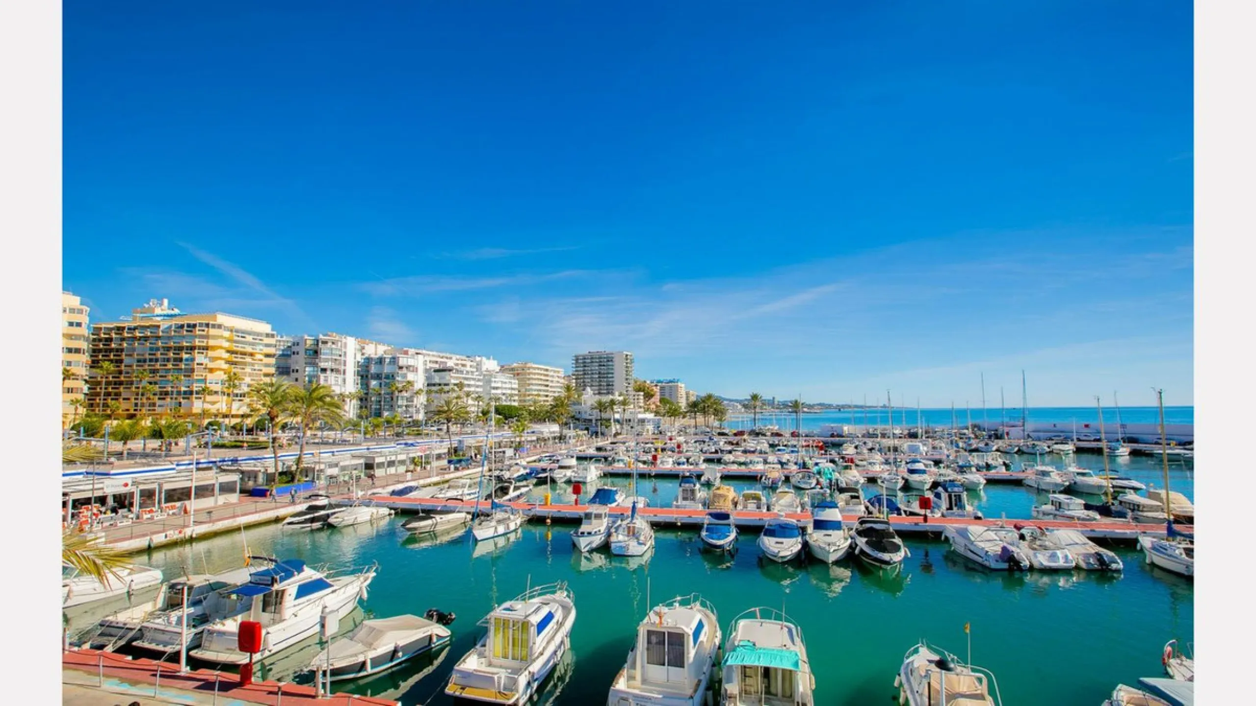 Apartment - Middle Floor Apartment в продаже в Marbella, Málaga. В доме 2 спален и 2 ванных комнат. Площадь дома 122 м²