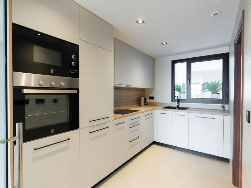 Experience modern Mediterranean living in this stunning 2-bedroom apartment within Marbella Lake, a prestigious gated community in the peaceful hills of Nueva Andalucía. Marbella Lake offers a harmonious blend of nature, comfort, and panoramic views, just
