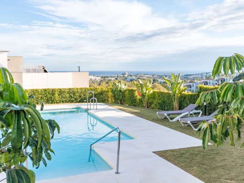 Experience modern Mediterranean living in this stunning 2-bedroom apartment within Marbella Lake, a prestigious gated community in the peaceful hills of Nueva Andalucía. Marbella Lake offers a harmonious blend of nature, comfort, and panoramic views, just