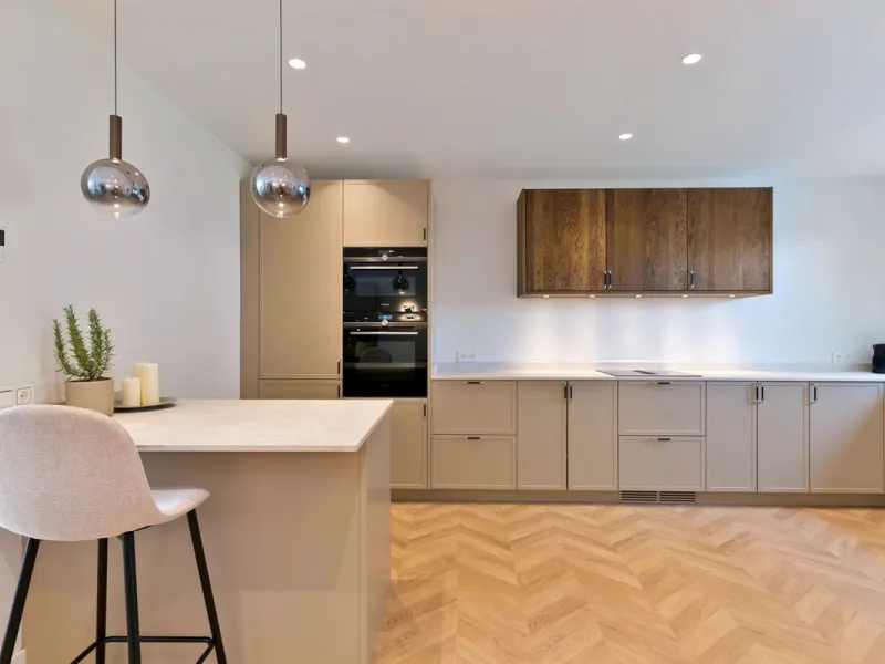 Nestled in the peaceful and prestigious Nagüeles area, right next to the foothills of La Concha and its surrounding national park, you'll find Casa Montana – a newly built home where no detail has been overlooked.