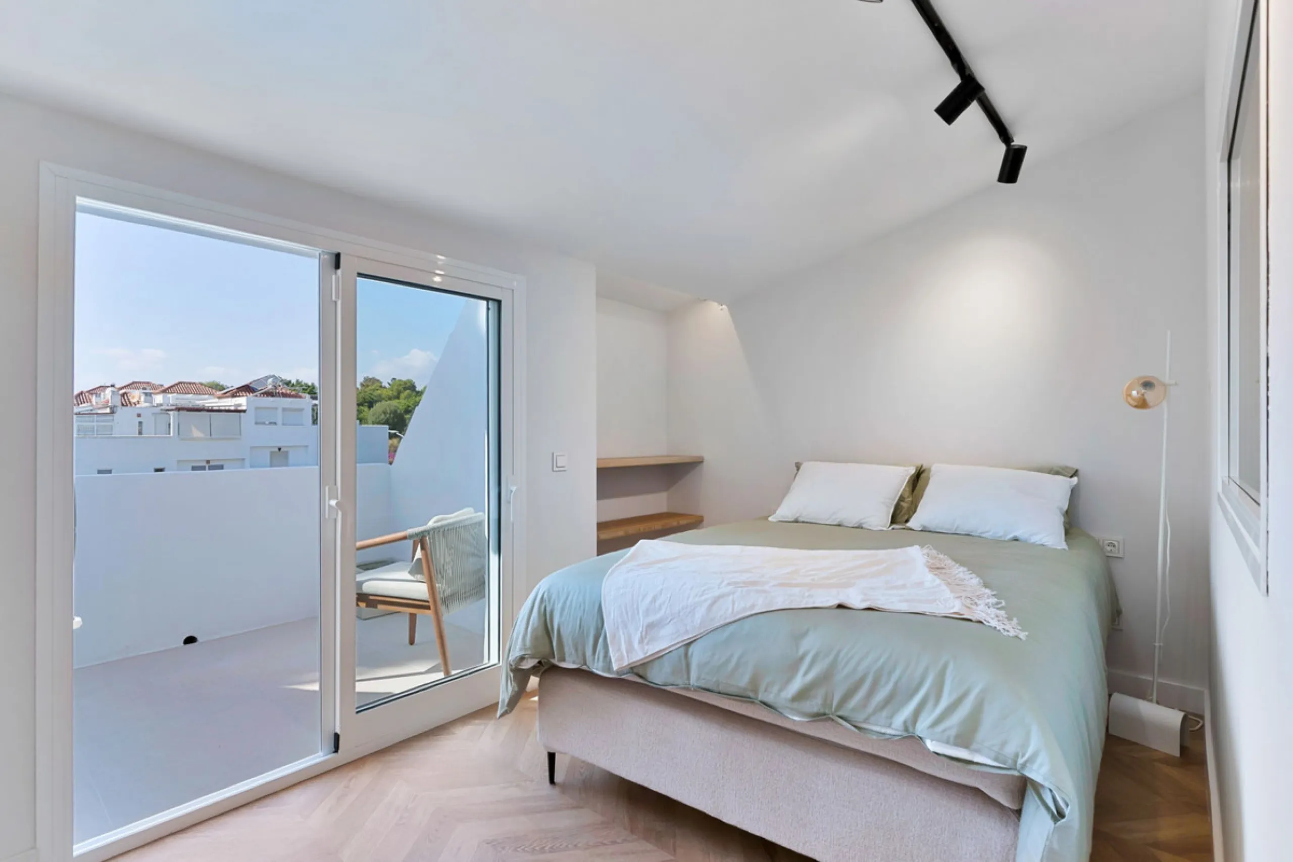 Nestled in the peaceful and prestigious Nagüeles area, right next to the foothills of La Concha and its surrounding national park, you'll find Casa Montana – a newly built home where no detail has been overlooked.