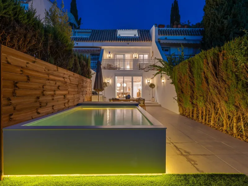 Nestled in the peaceful and prestigious Nagüeles area, right next to the foothills of La Concha and its surrounding national park, you'll find Casa Montana – a newly built home where no detail has been overlooked.