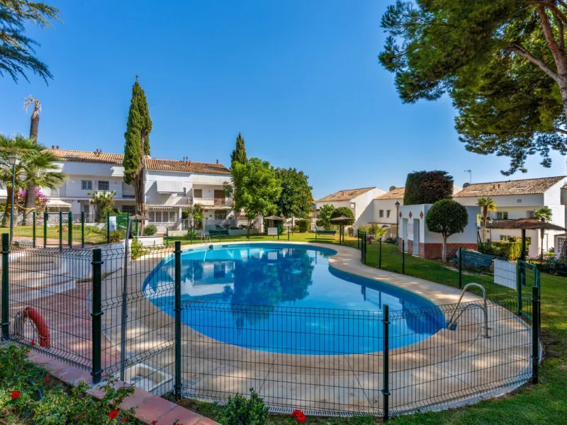 Nestled in the peaceful and prestigious Nagüeles area, right next to the foothills of La Concha and its surrounding national park, you'll find Casa Montana – a newly built home where no detail has been overlooked.
