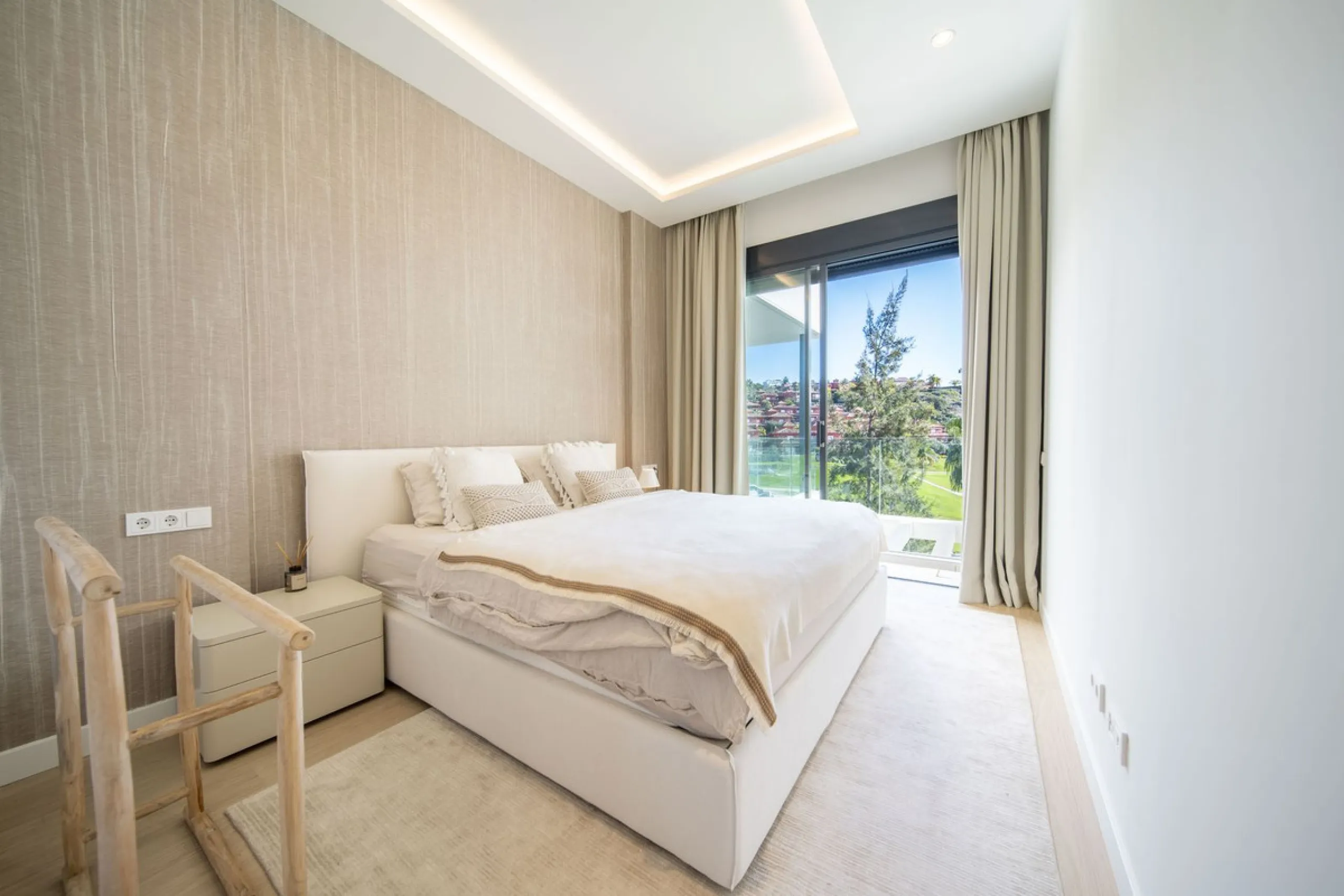 LUXURY ON A WHOLE NEW LEVEL — BETWEEN GOLF AND THE SEA
