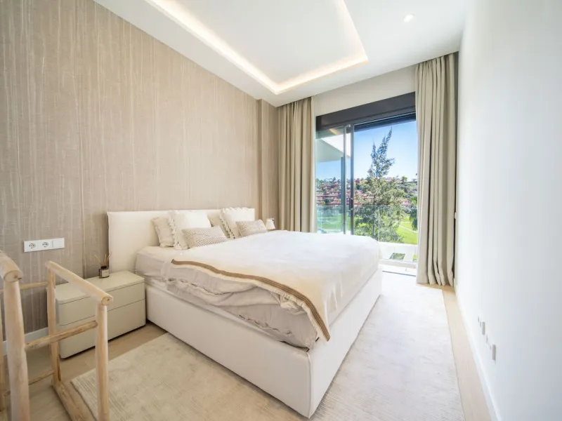LUXURY ON A WHOLE NEW LEVEL — BETWEEN GOLF AND THE SEA