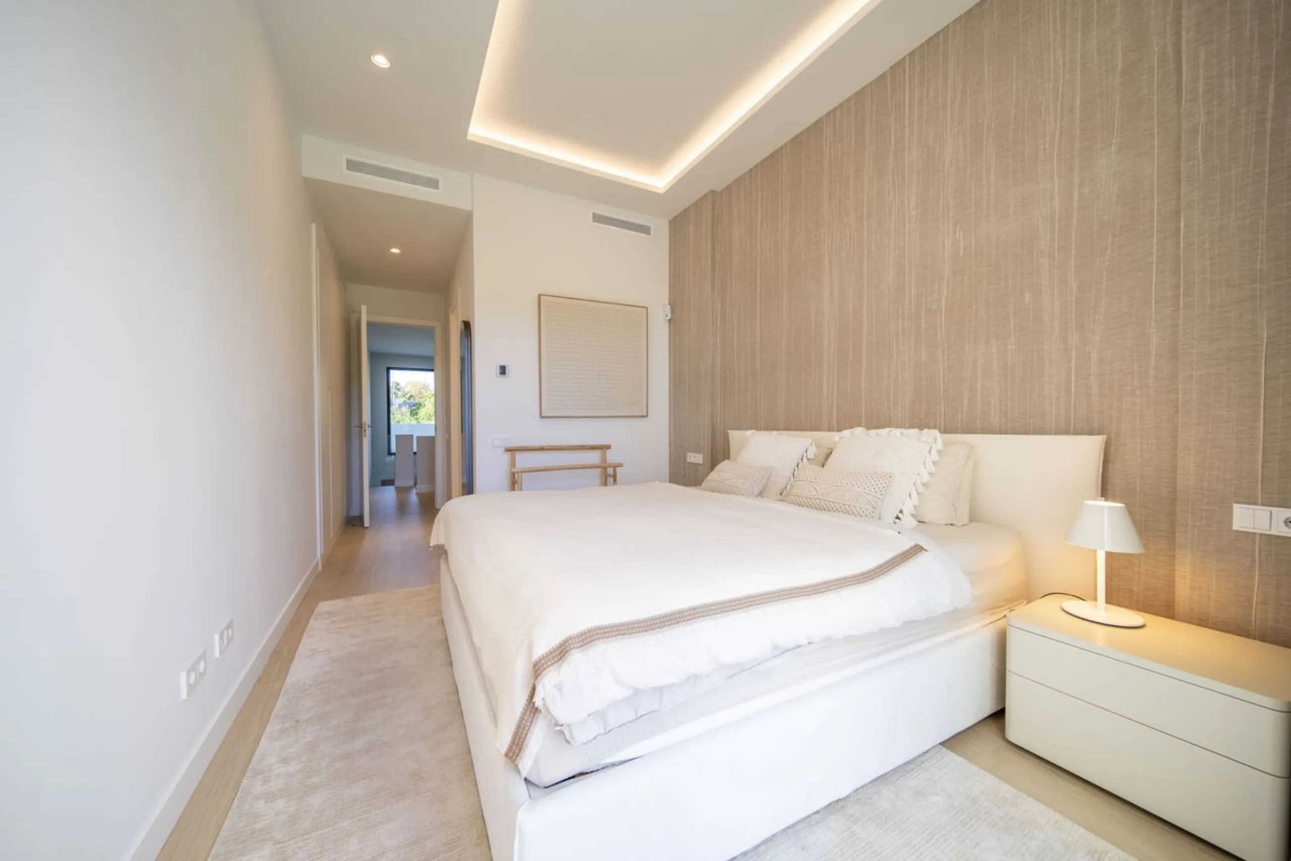 LUXURY ON A WHOLE NEW LEVEL — BETWEEN GOLF AND THE SEA