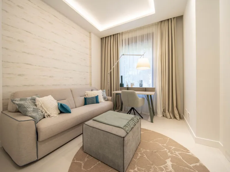 LUXURY ON A WHOLE NEW LEVEL — BETWEEN GOLF AND THE SEA