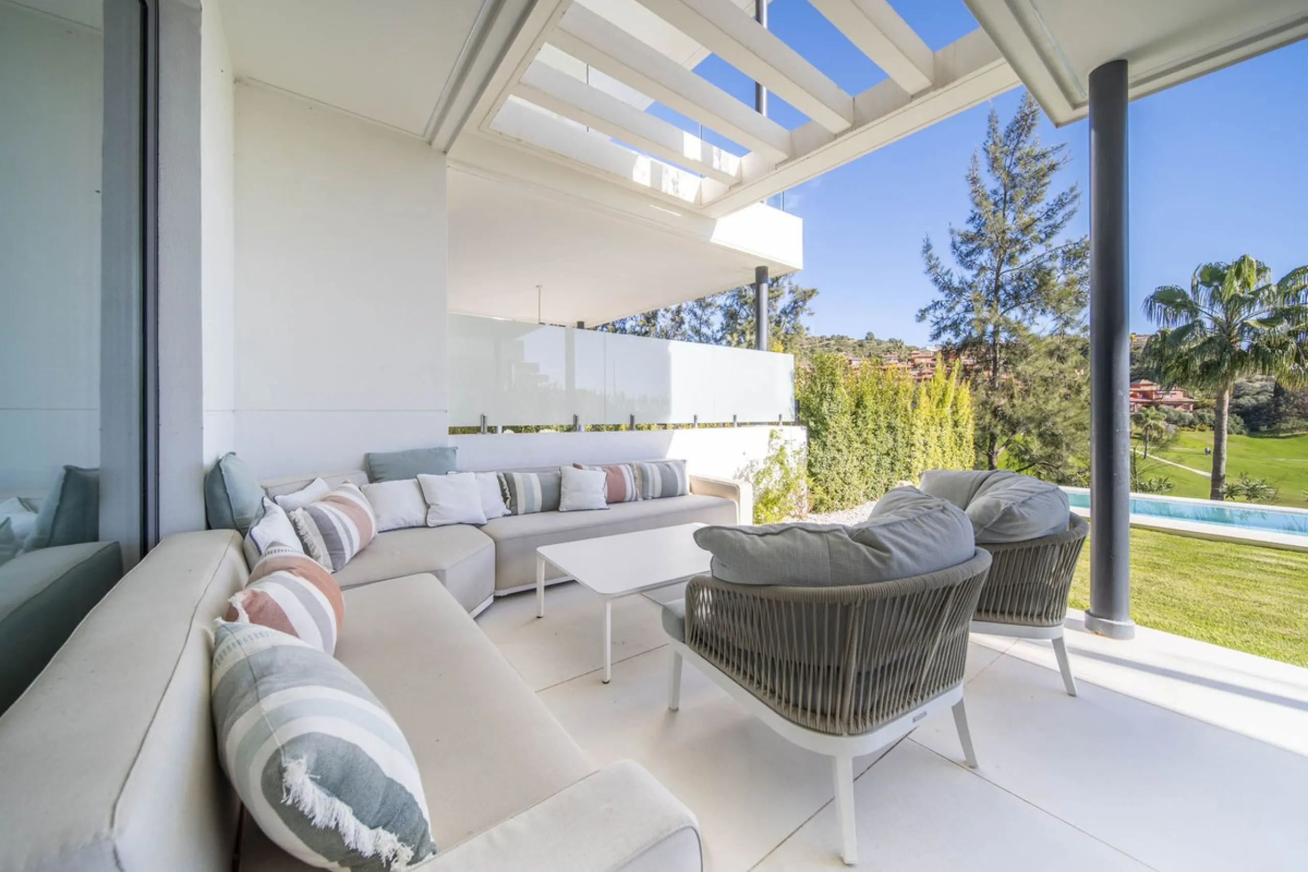LUXURY ON A WHOLE NEW LEVEL — BETWEEN GOLF AND THE SEA