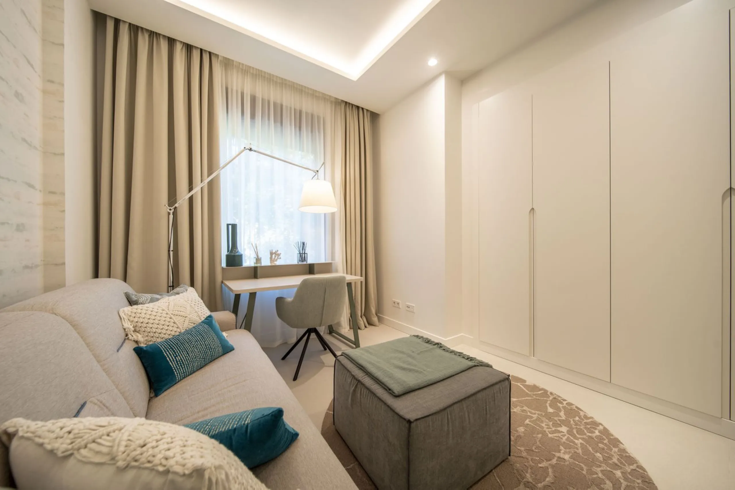 LUXURY ON A WHOLE NEW LEVEL — BETWEEN GOLF AND THE SEA
