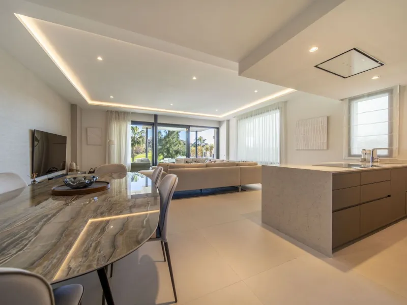 LUXURY ON A WHOLE NEW LEVEL — BETWEEN GOLF AND THE SEA