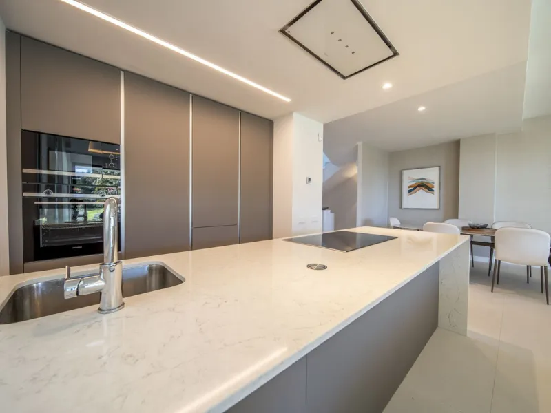 LUXURY ON A WHOLE NEW LEVEL — BETWEEN GOLF AND THE SEA