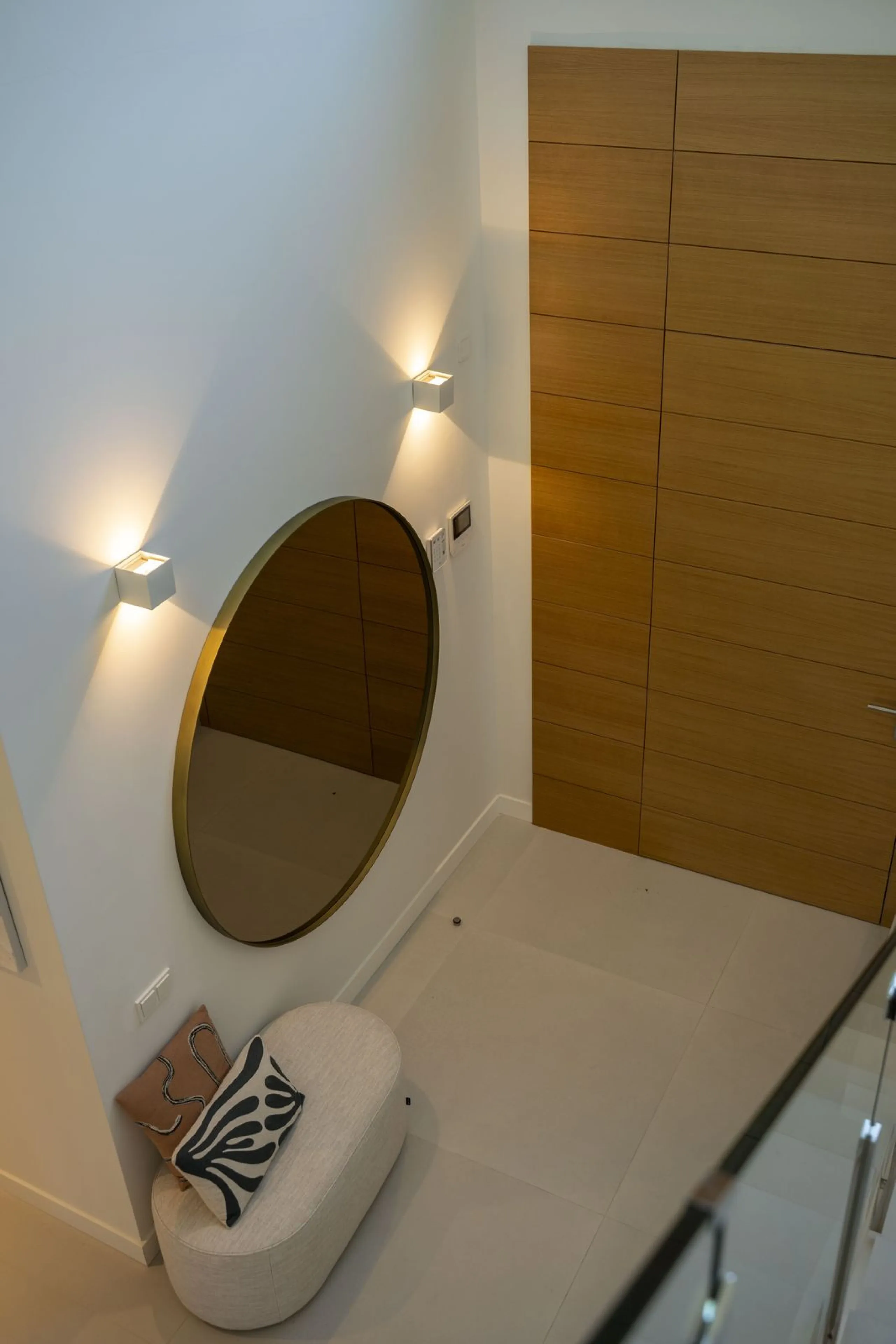 LUXURY ON A WHOLE NEW LEVEL — BETWEEN GOLF AND THE SEA