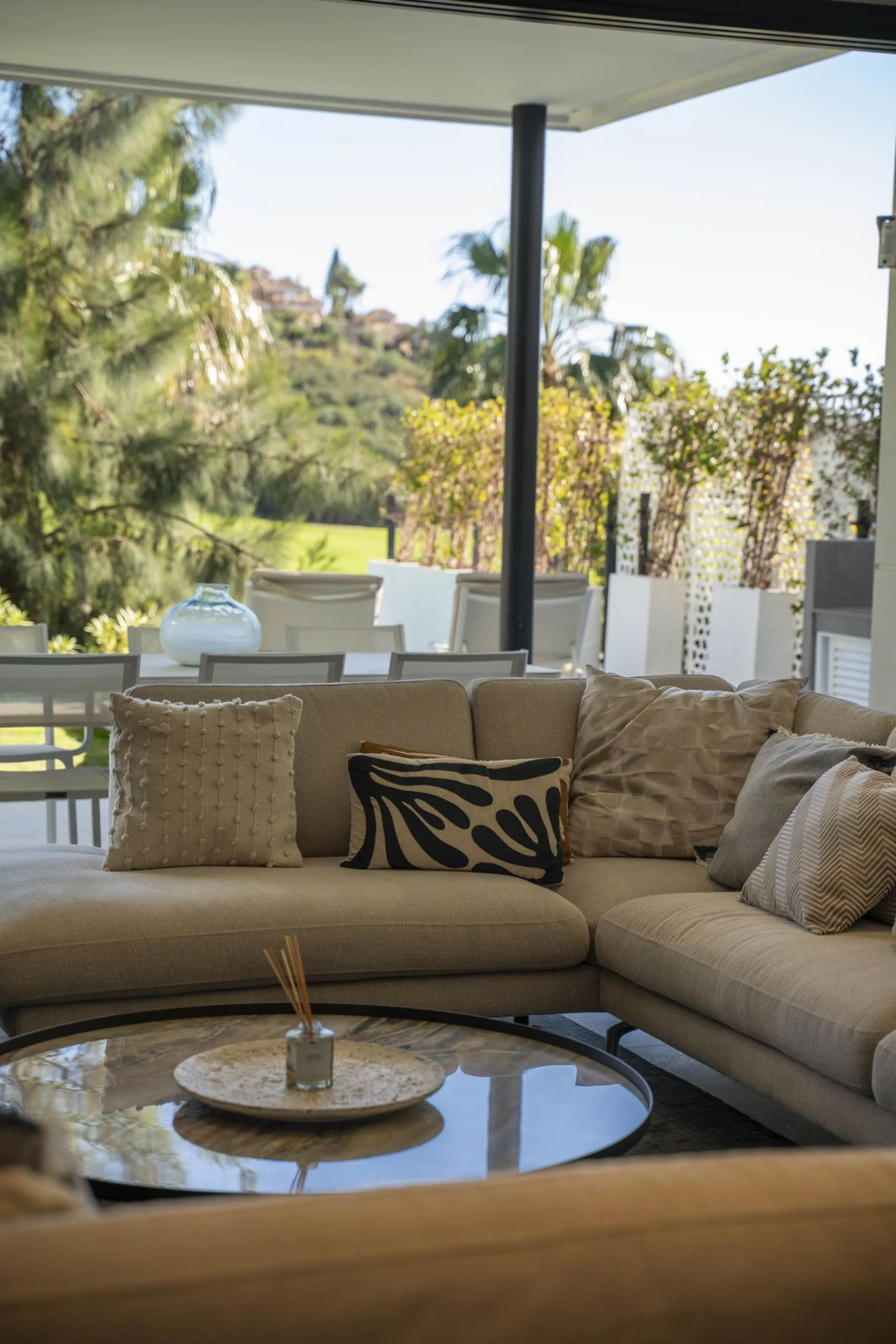 LUXURY ON A WHOLE NEW LEVEL — BETWEEN GOLF AND THE SEA