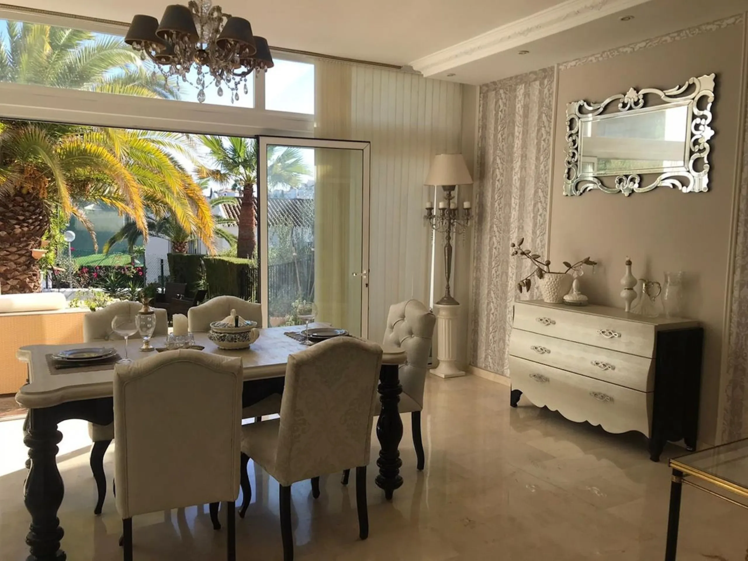 Exclusive townhouse in Riviera del Sol with panoramic views and elegant interior