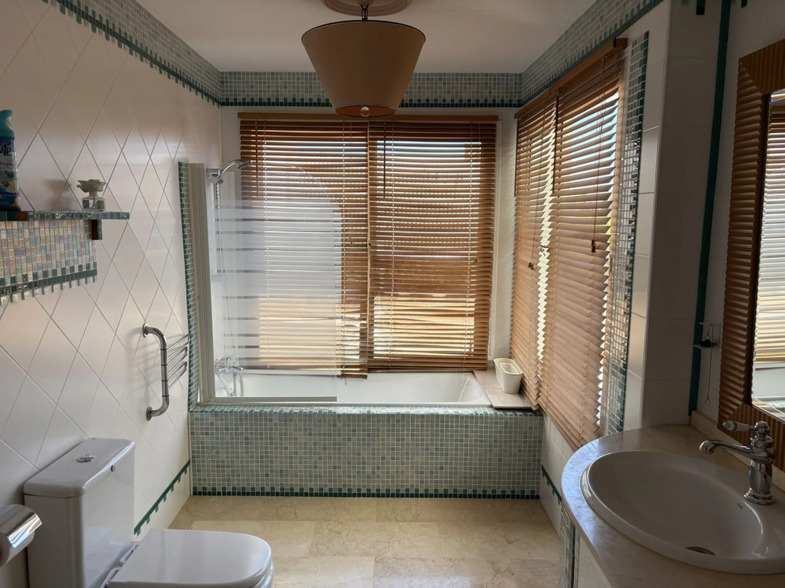 Exclusive townhouse in Riviera del Sol with panoramic views and elegant interior
