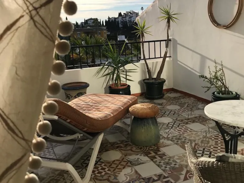 Exclusive townhouse in Riviera del Sol with panoramic views and elegant interior