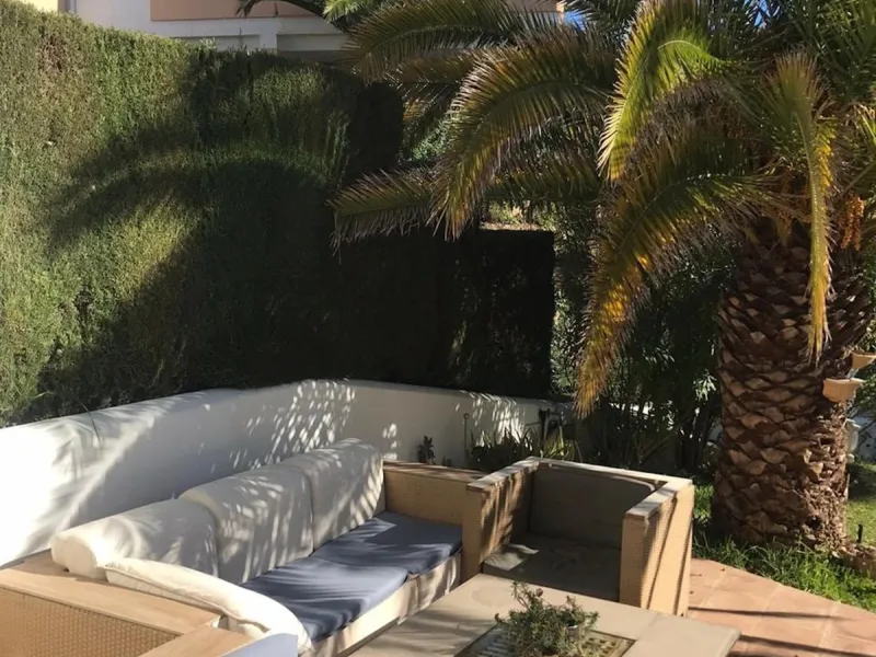 Exclusive townhouse in Riviera del Sol with panoramic views and elegant interior