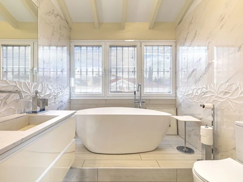 Nestled in the prestigious residential enclave of Las Chapas, Marbella, this charming traditional-style five-bedroom villa offers privacy, space, and timeless Mediterranean appeal, just minutes from the best beaches and beach bars of the Costa del Sol.