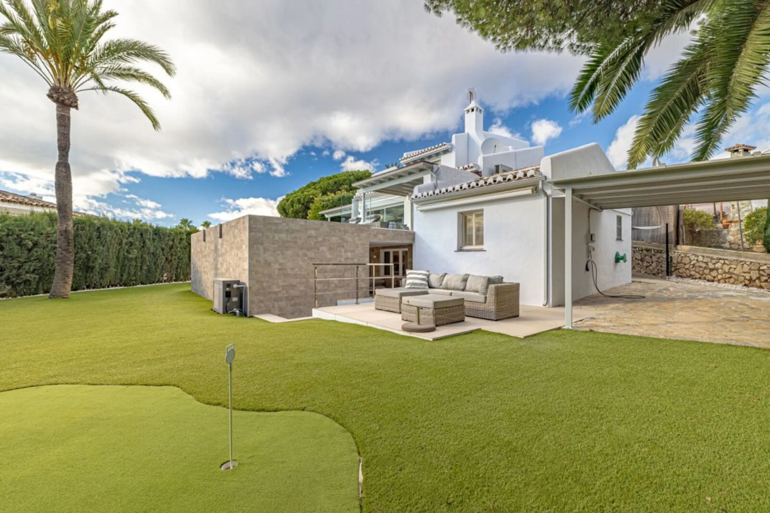 Nestled in the prestigious residential enclave of Las Chapas, Marbella, this charming traditional-style five-bedroom villa offers privacy, space, and timeless Mediterranean appeal, just minutes from the best beaches and beach bars of the Costa del Sol.
