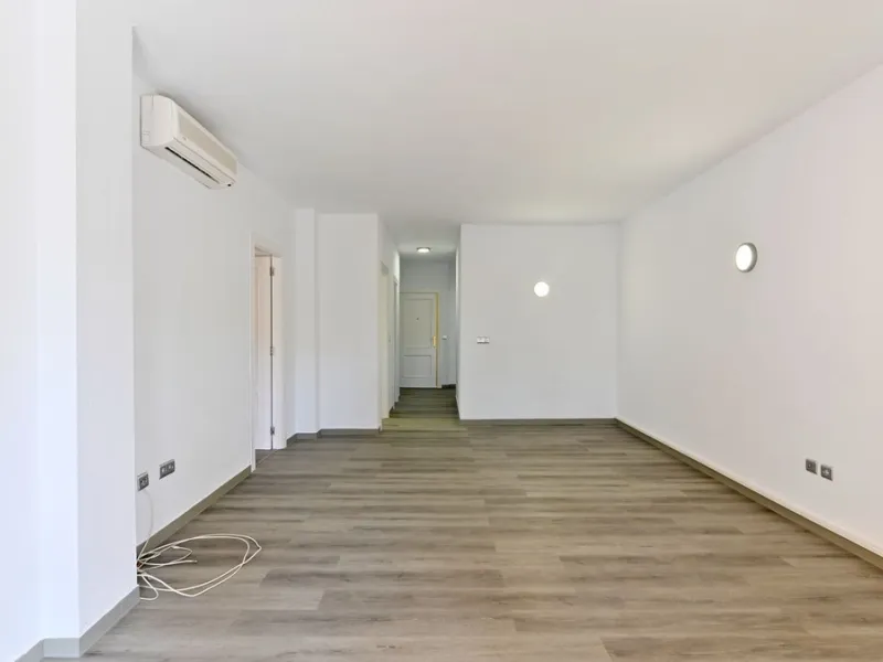 Spacious  apartment with terrace and unobstructed views.