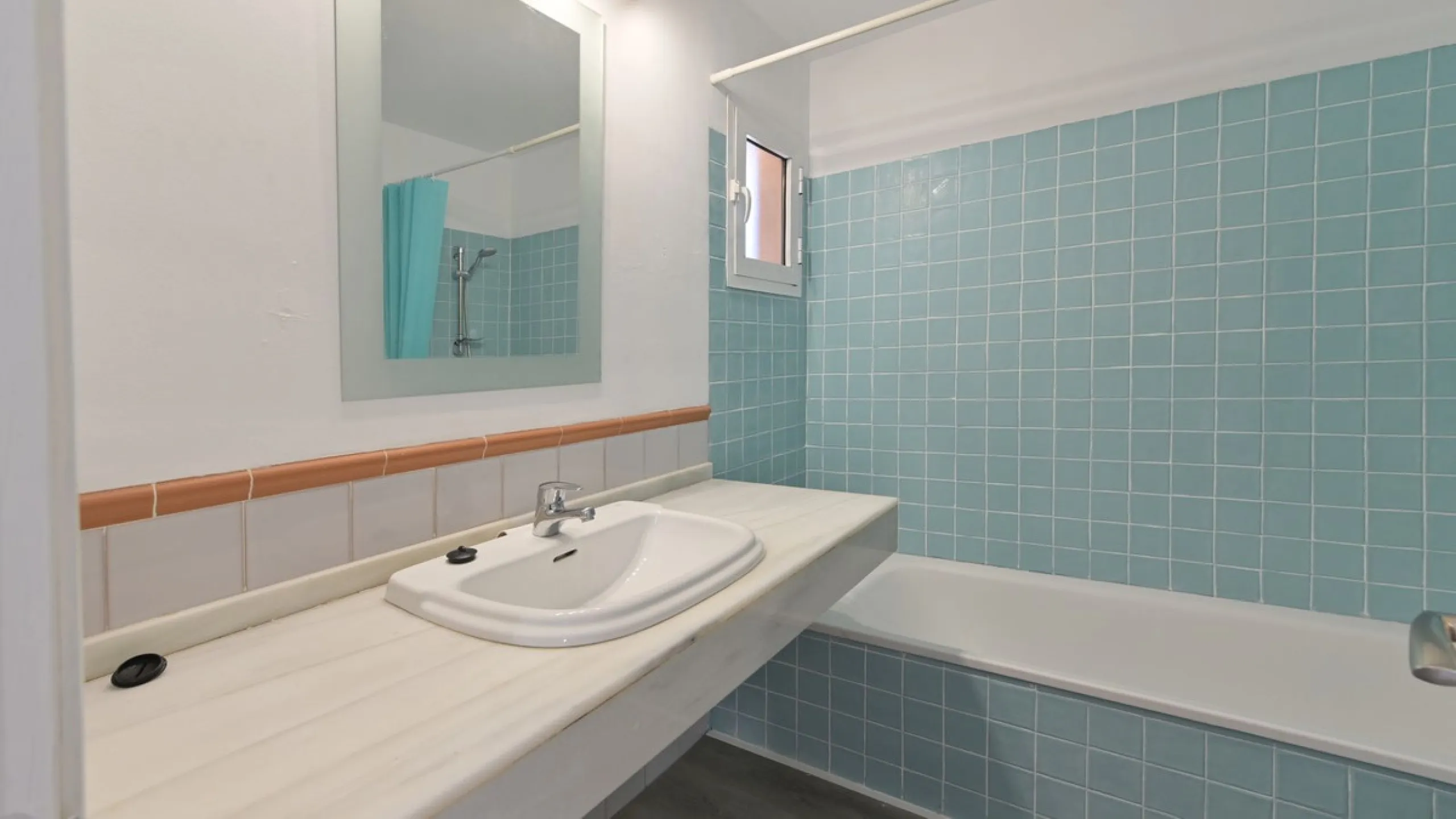 Spacious  apartment with terrace and unobstructed views.