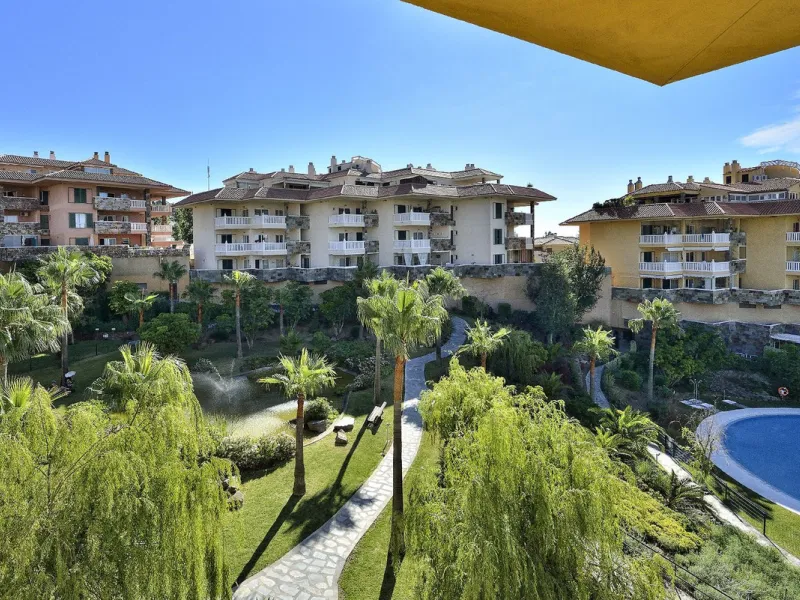 Spacious  apartment with terrace and unobstructed views.