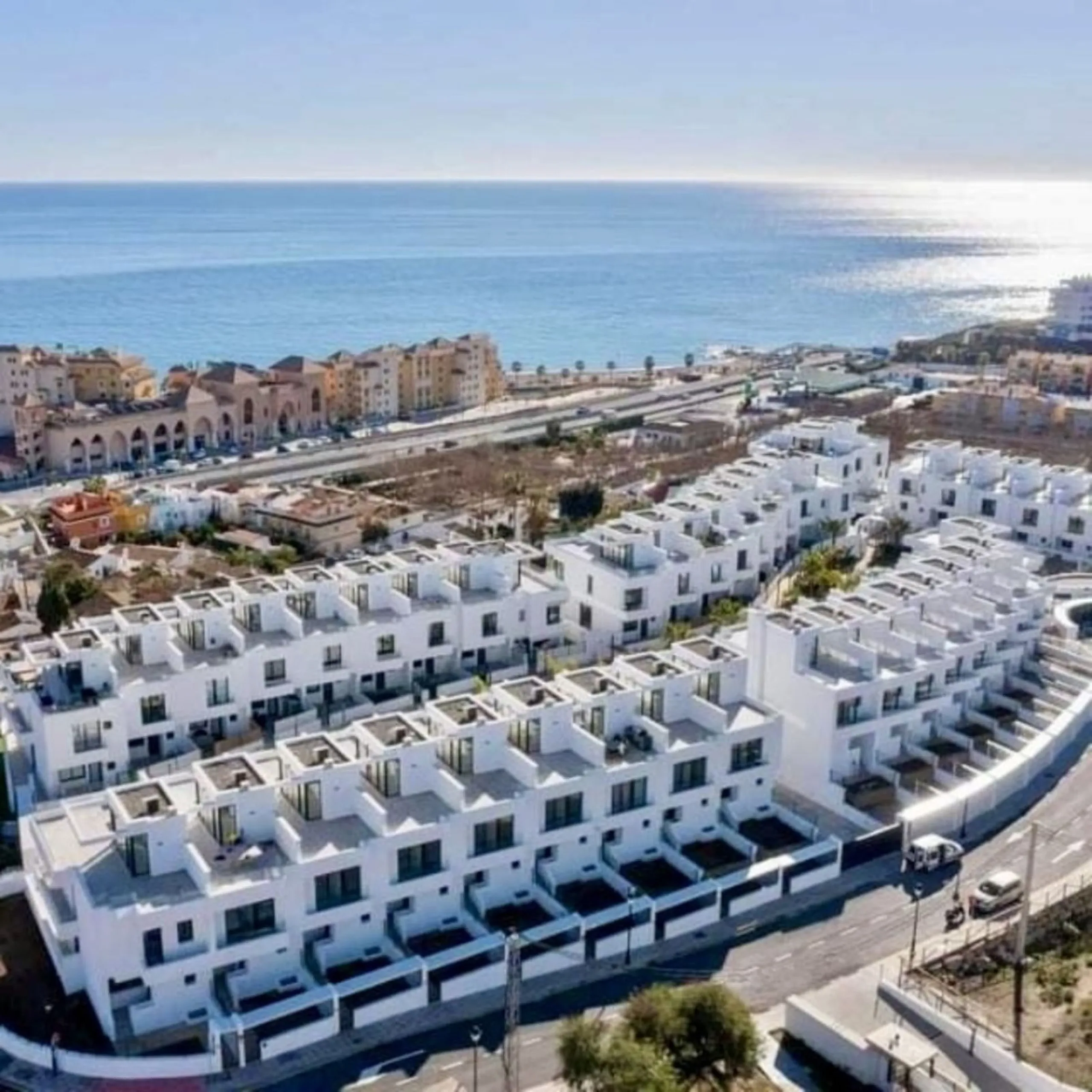 Modern 3-Bedroom Townhouse with Sea Views in One of Fuengirola's Best Locations