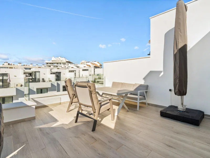 Modern 3-Bedroom Townhouse with Sea Views in One of Fuengirola's Best Locations