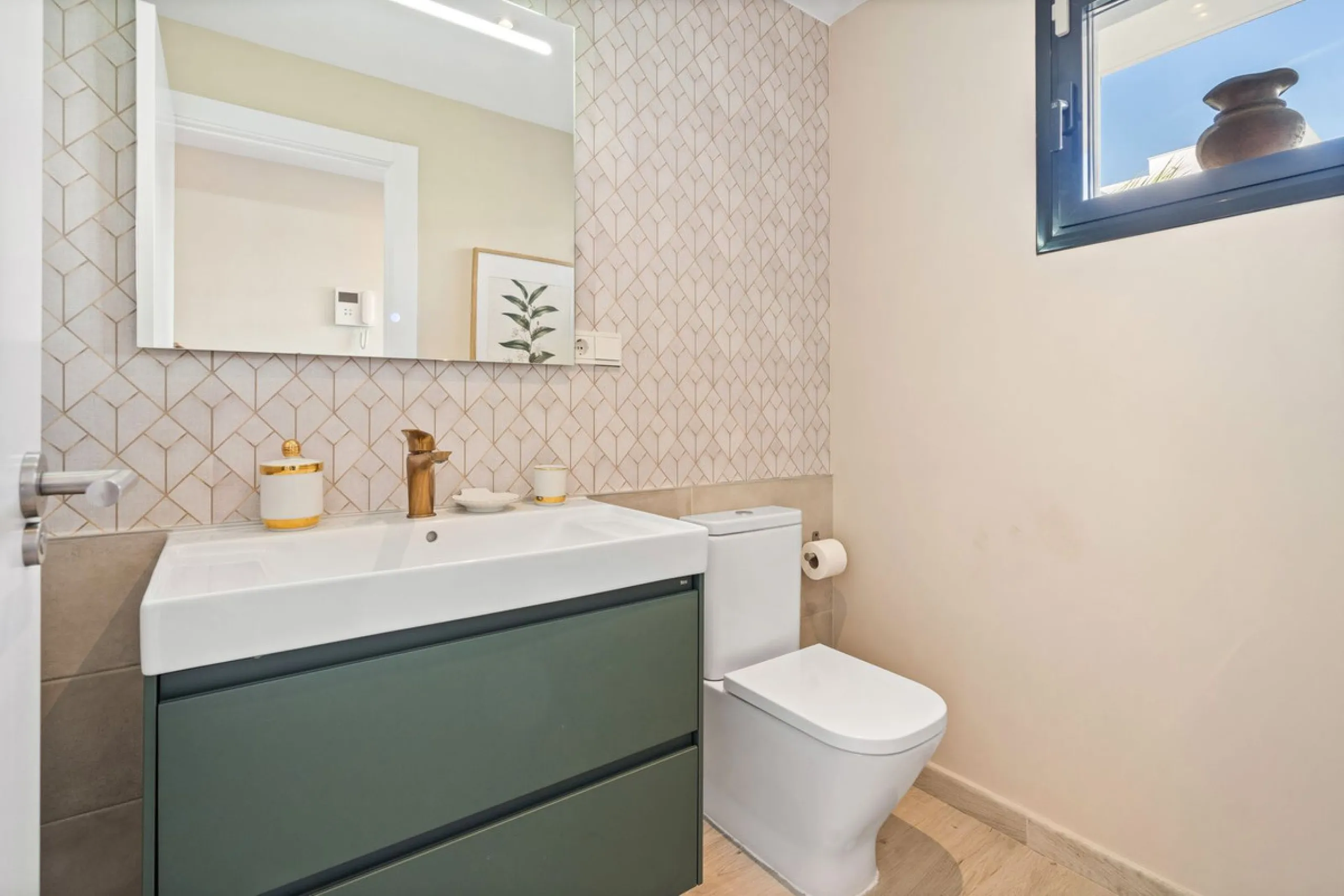 Modern 3-Bedroom Townhouse with Sea Views in One of Fuengirola's Best Locations