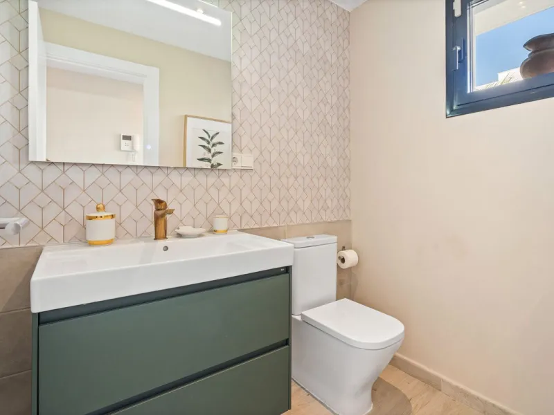 Modern 3-Bedroom Townhouse with Sea Views in One of Fuengirola's Best Locations