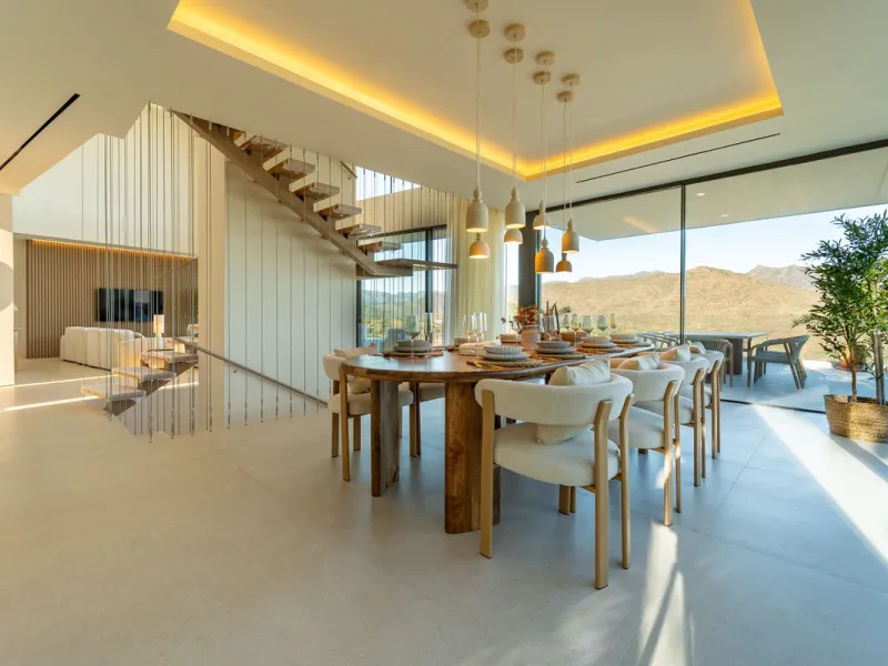 House - Detached Villa в продаже в Mijas, Málaga. В доме 5 спален и 5 ванных комнат. Площадь дома 890 м². Площадь участка 1519 м²