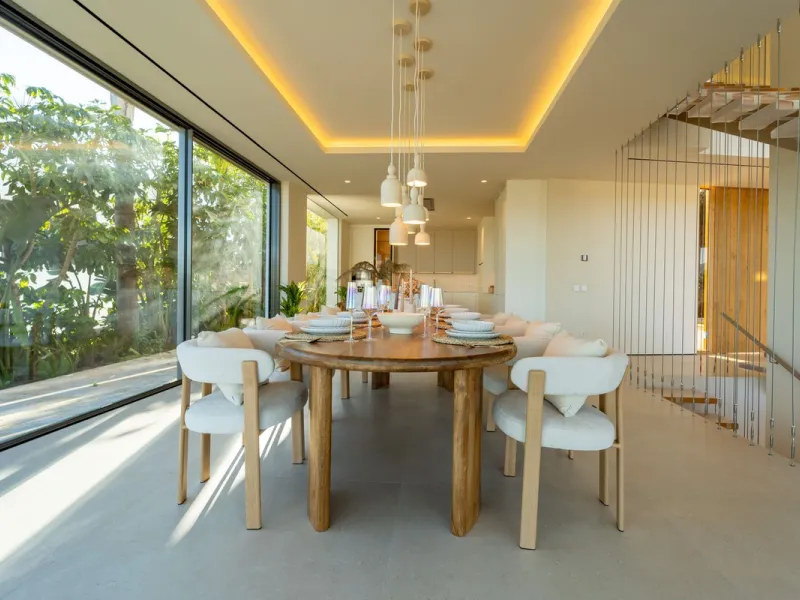 House - Detached Villa в продаже в Mijas, Málaga. В доме 5 спален и 5 ванных комнат. Площадь дома 890 м². Площадь участка 1519 м²