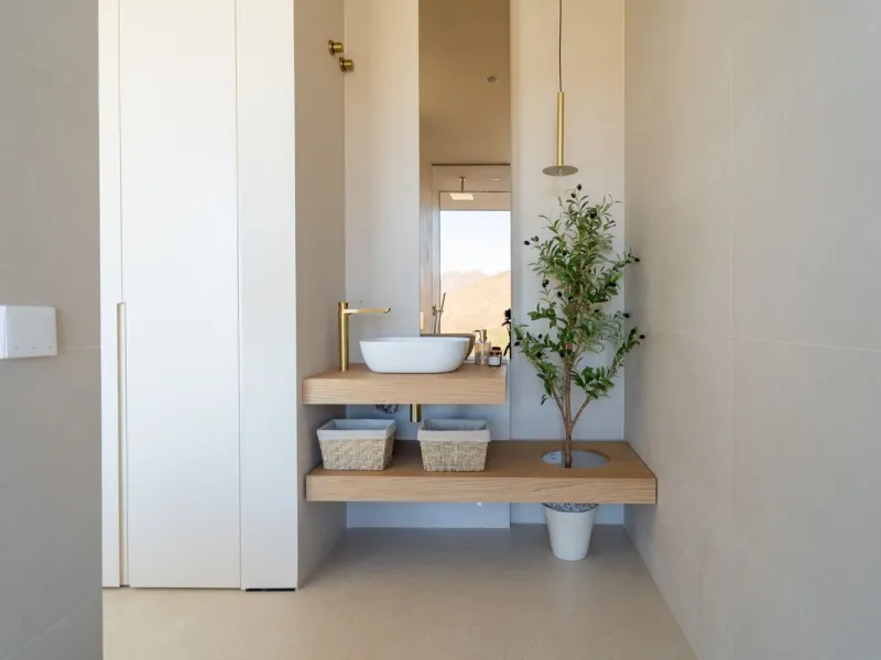 House - Detached Villa в продаже в Mijas, Málaga. В доме 5 спален и 5 ванных комнат. Площадь дома 890 м². Площадь участка 1519 м²
