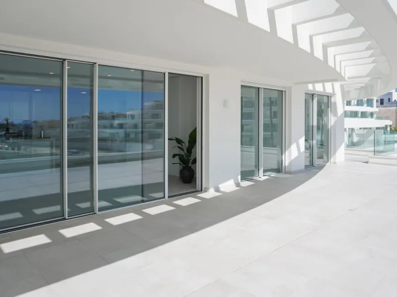 Brand new 3-bedroom apartment with sea views in La Cala de Mijas
