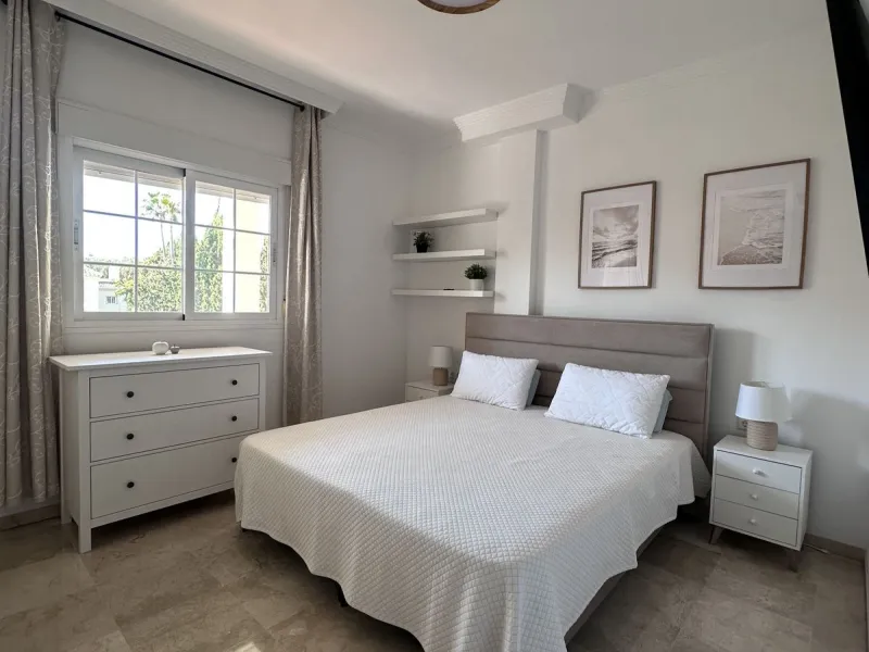 Middle Floor Apartment, Nueva Andalucía, Costa del Sol.