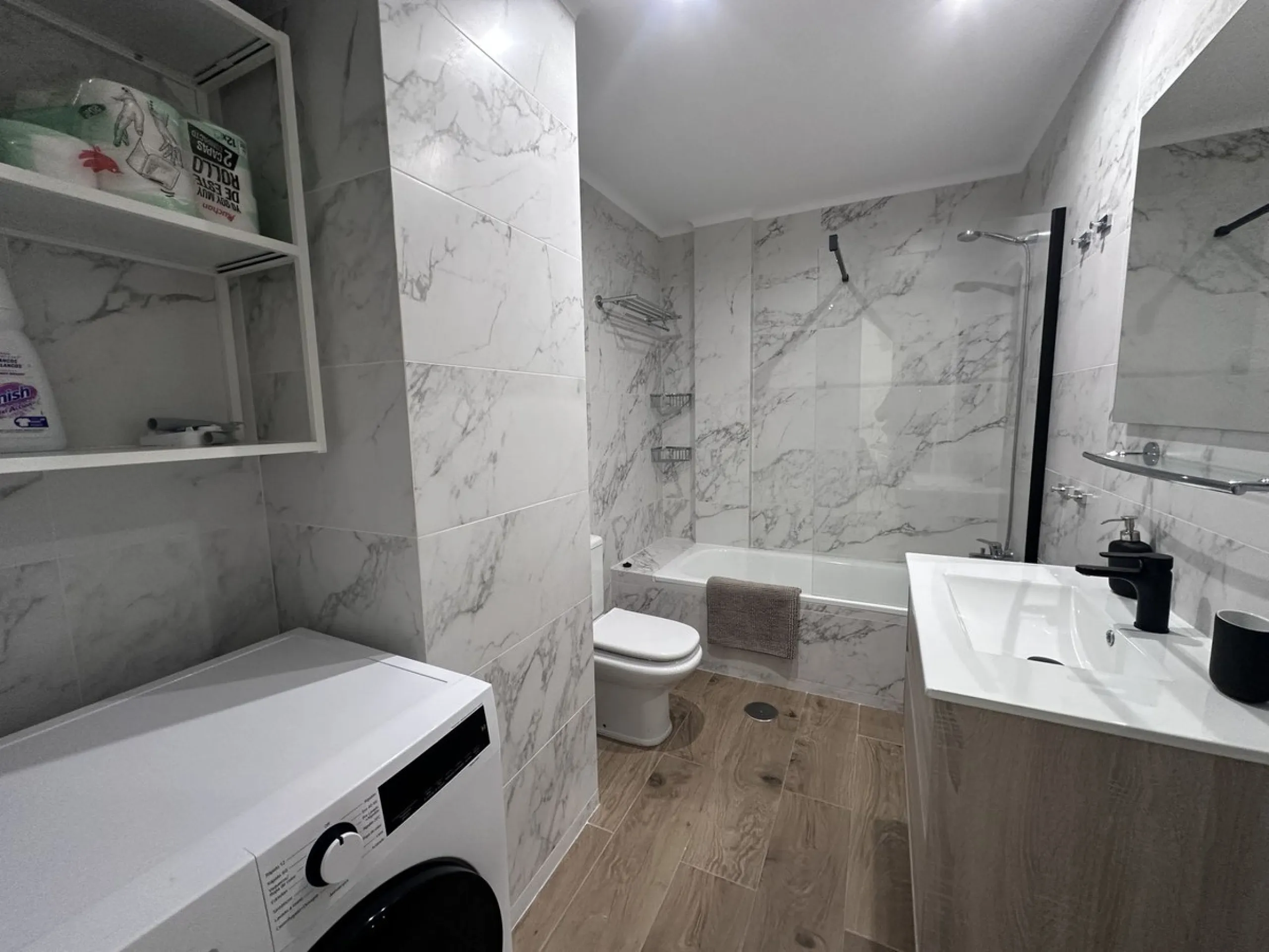 Middle Floor Apartment, Nueva Andalucía, Costa del Sol.