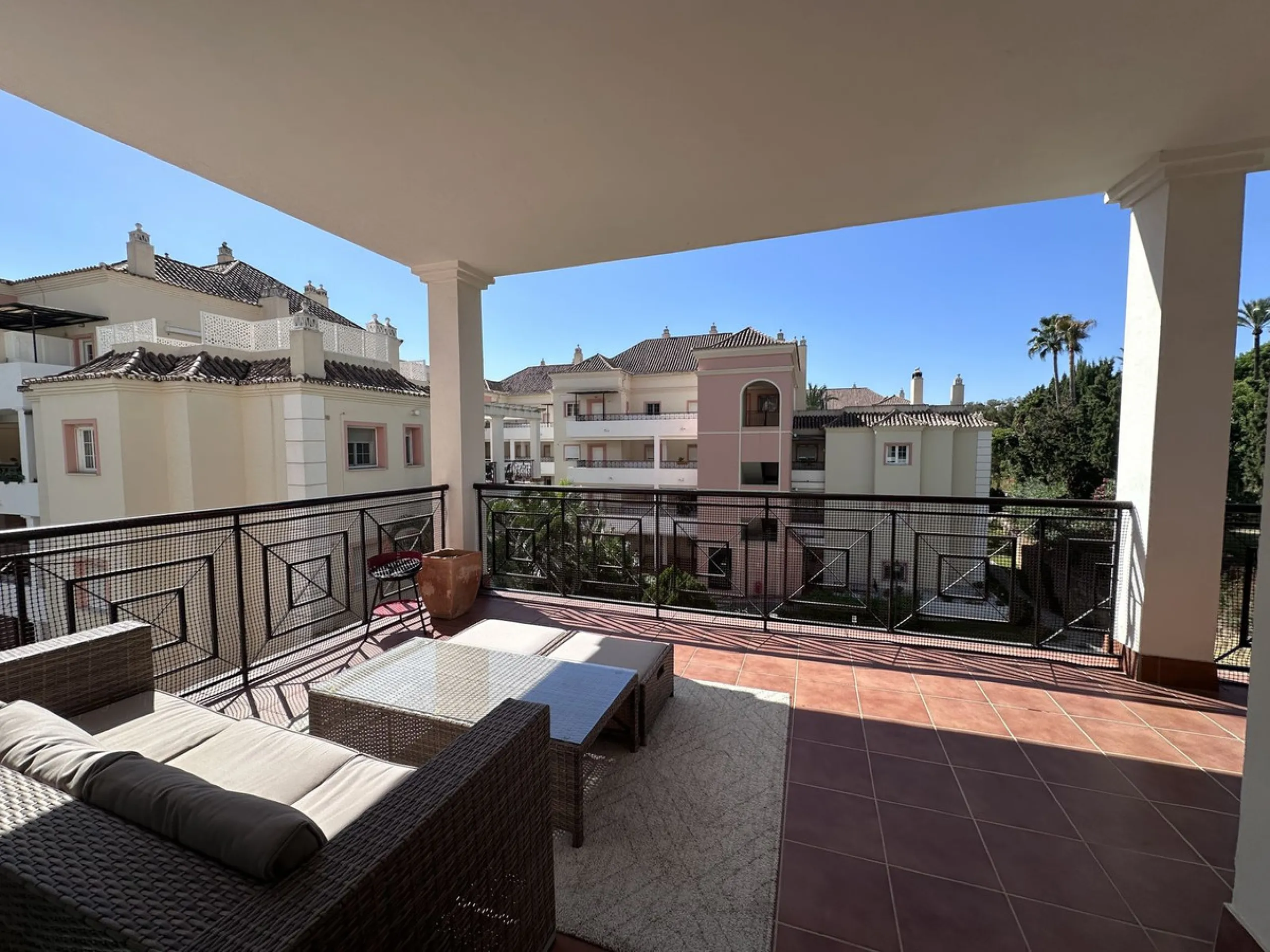 Middle Floor Apartment, Nueva Andalucía, Costa del Sol.