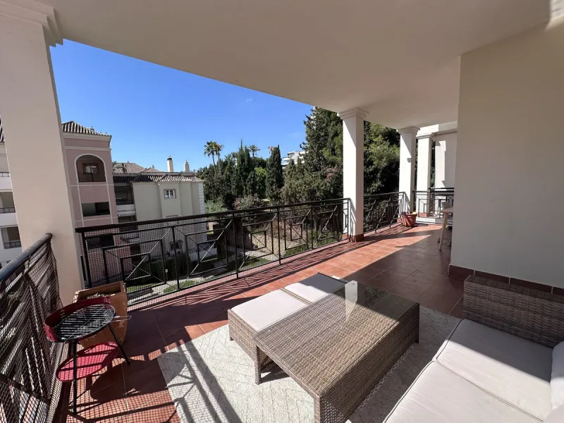 Middle Floor Apartment, Nueva Andalucía, Costa del Sol.